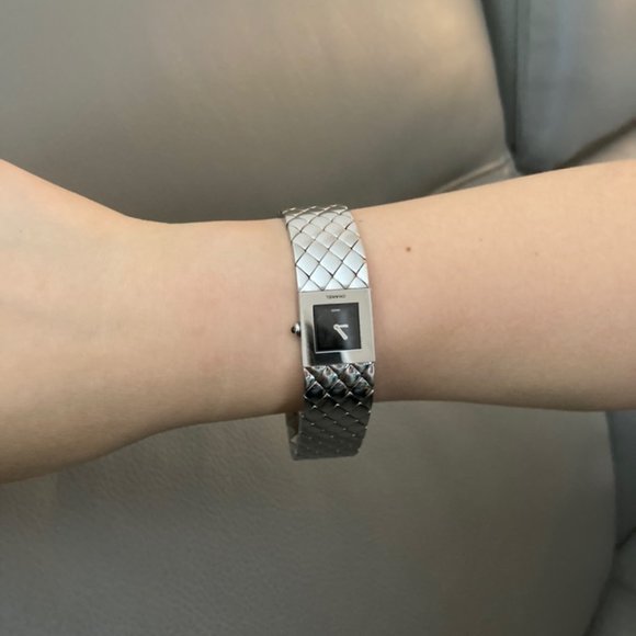 CHANEL Authentic USED WOMEN Silver H0009 Watch - Picture 13 of 14